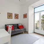 アパート Guestready - Charming Flat Near Graca Fence リスボン