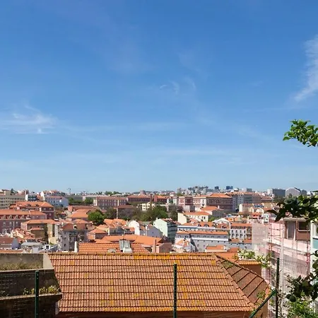 Guestready - Charming Flat Near Graca Fence Διαμέρισμα