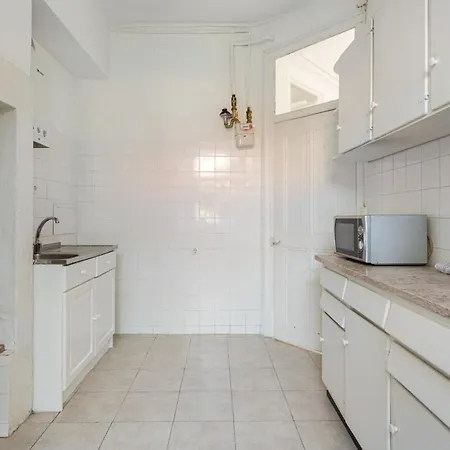 Guestready - Charming Flat Near Graca Fence Apartamento